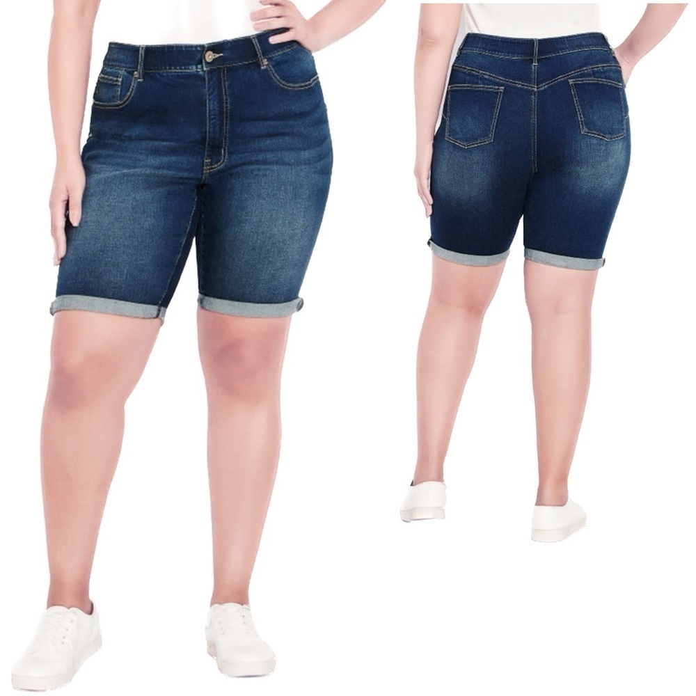 AVENUE 20W Denim Bermuda Short Mid Wash W97.10